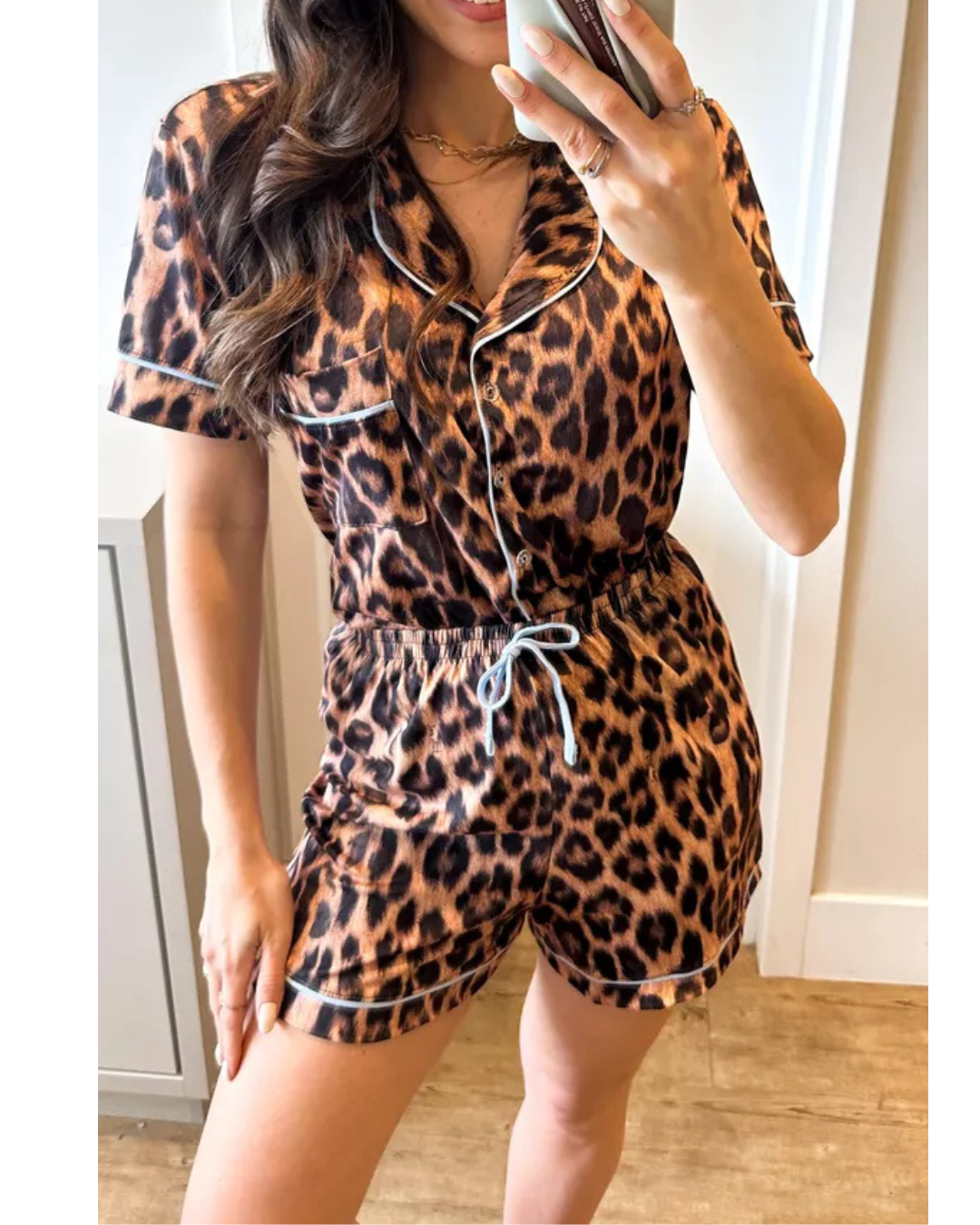 Pijama Feminino Americano Curto Onça Detalhe Azul