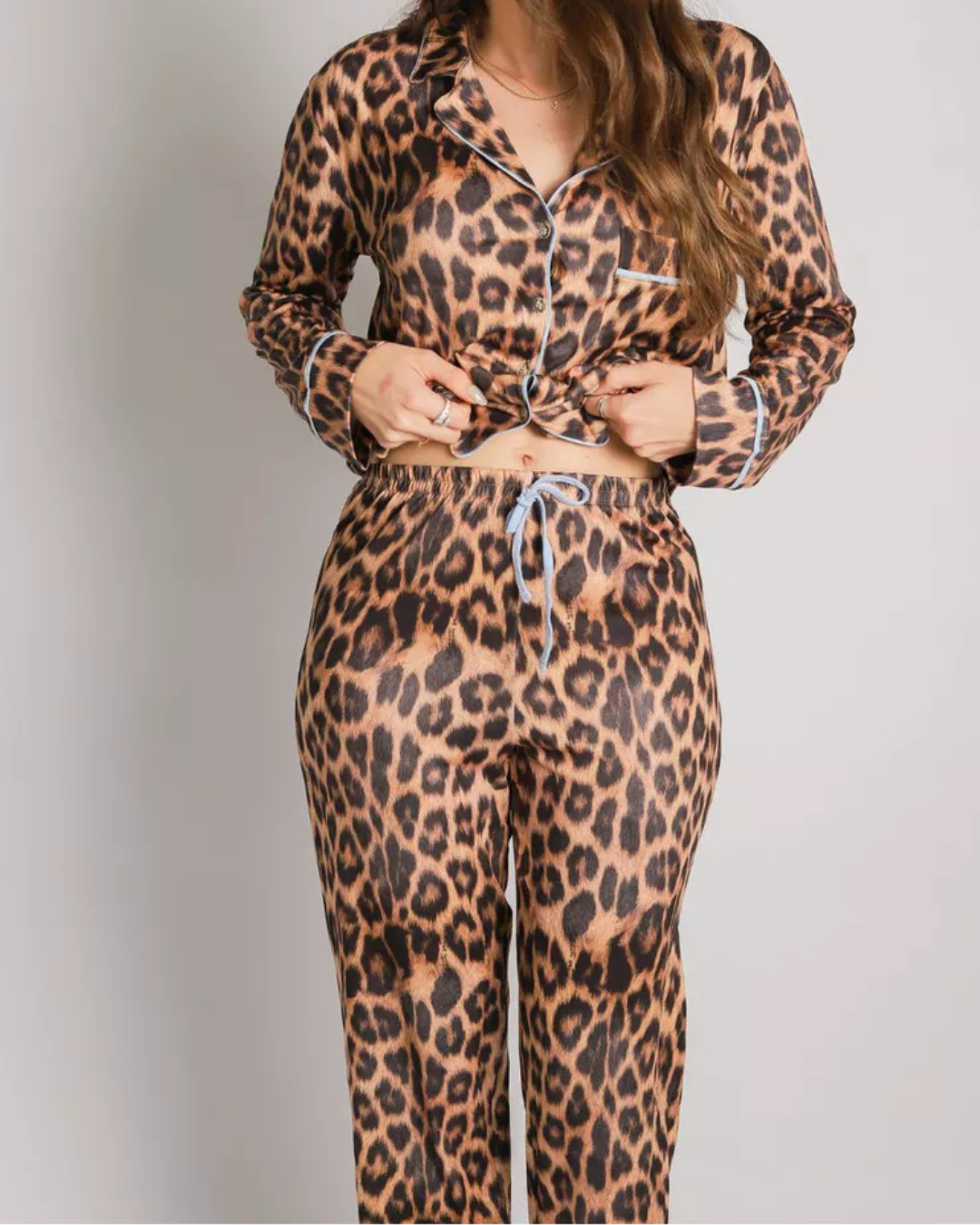 Pijama Feminino Americano Longo Onça Detalhe Azul